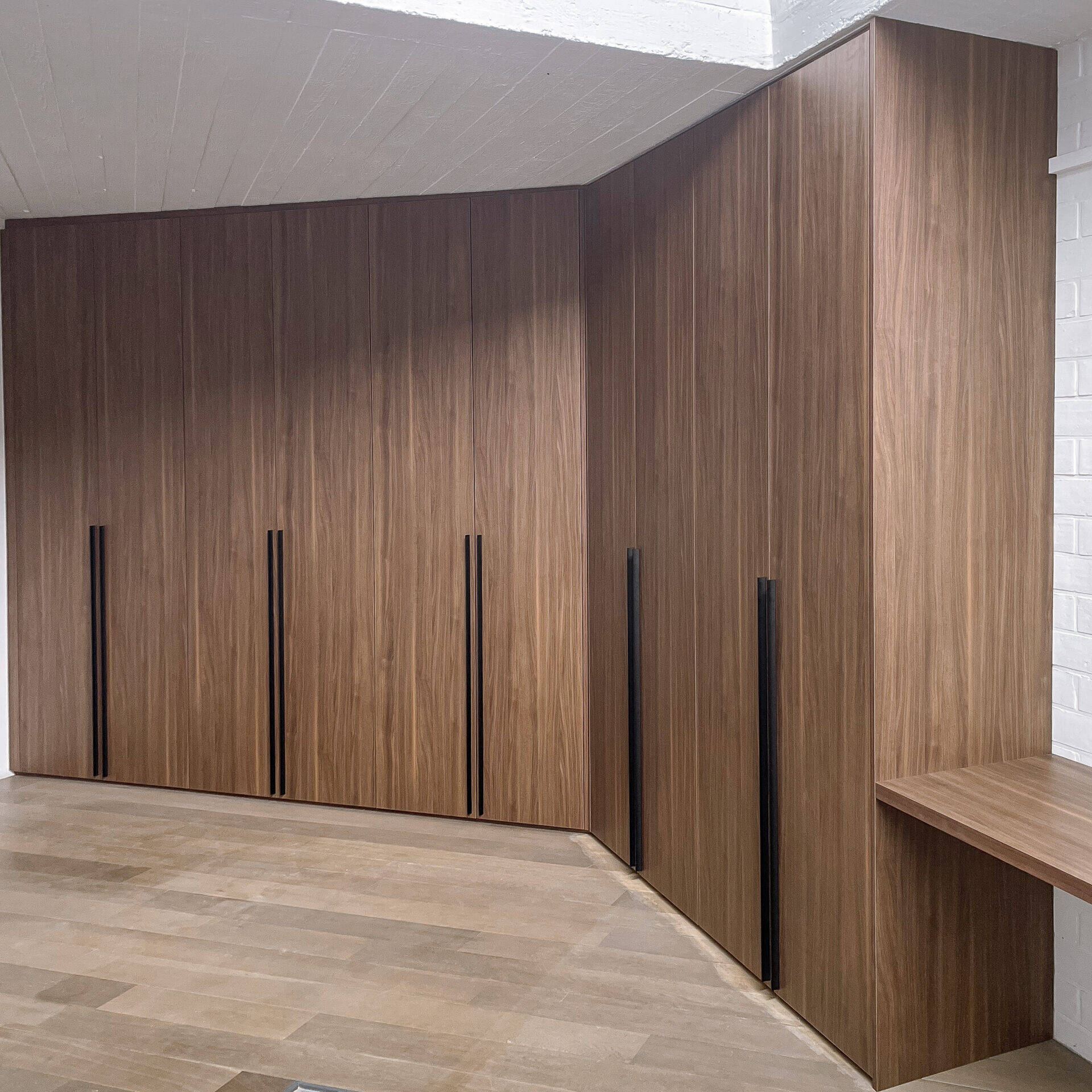 Maatwerk schuine wand